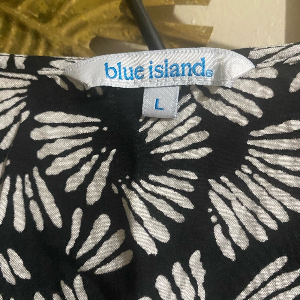 Blue Island Black and White Leaf Print Dress - Picture 4 of 5